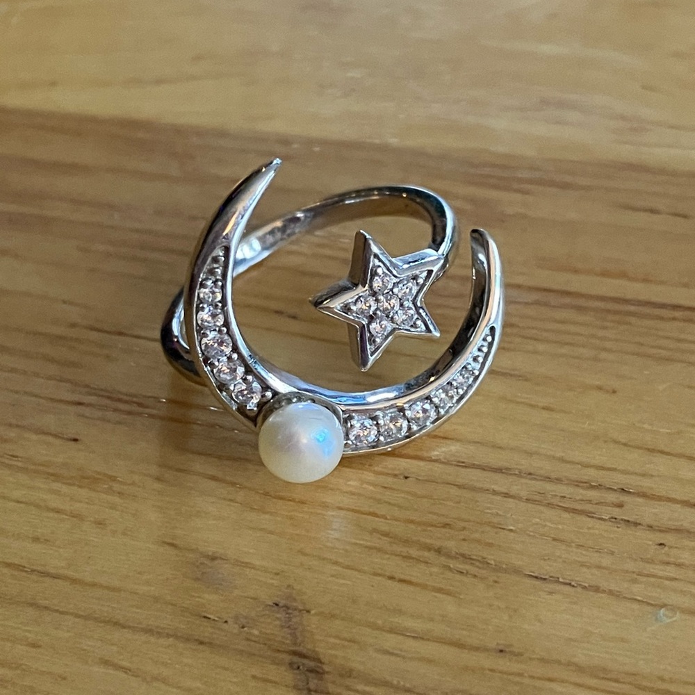 Sterling silver Moon star ring, CZ, genuine pearl ring. Size 6 1/2.